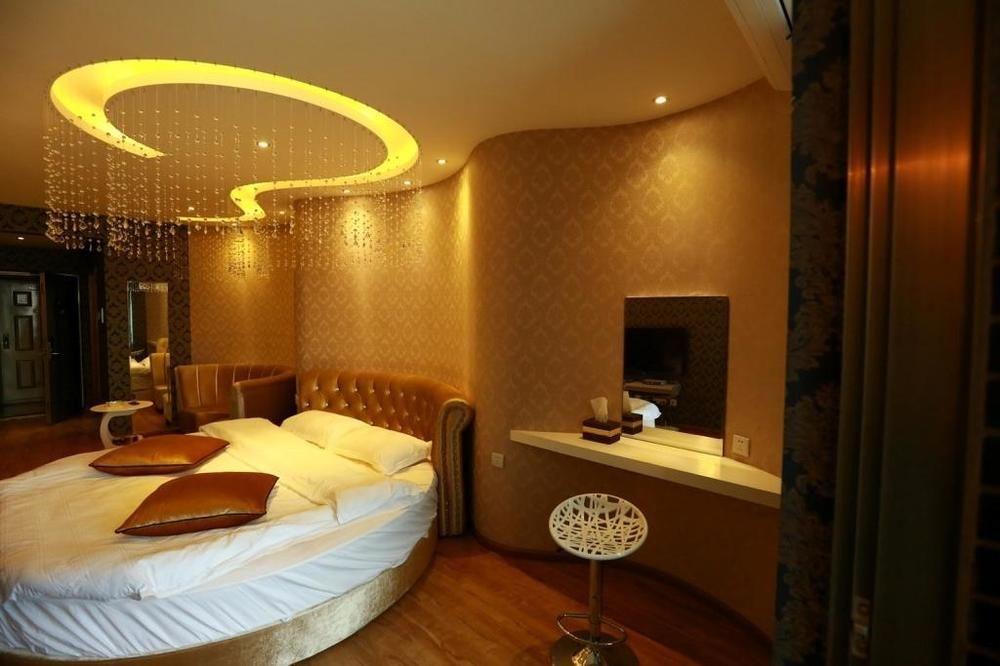 Yawei Apartment Hotel Kunming Esterno foto