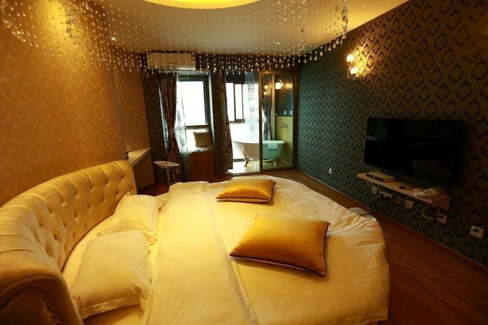 Yawei Apartment Hotel Kunming Esterno foto