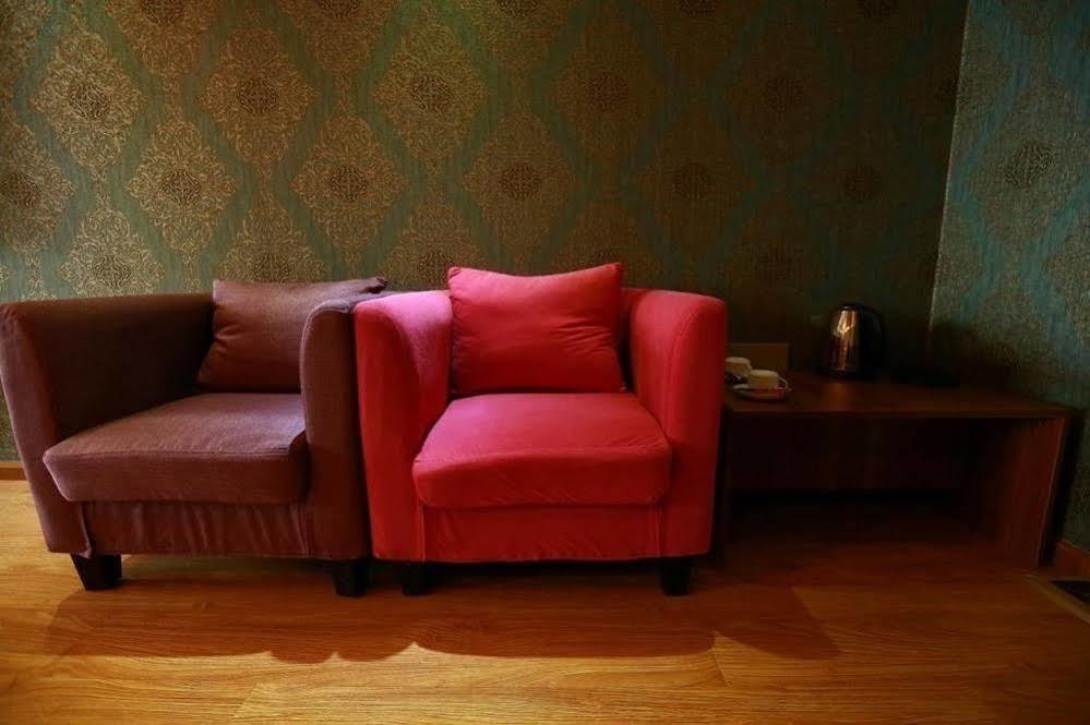 Yawei Apartment Hotel Kunming Esterno foto