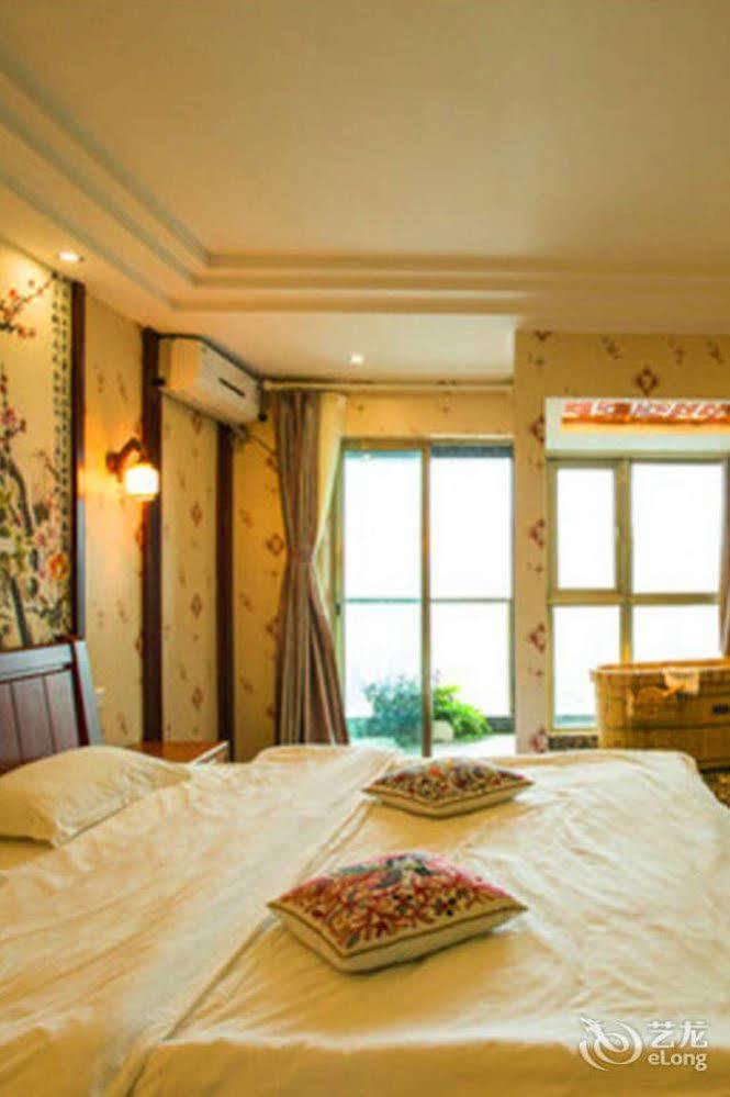 Yawei Apartment Hotel Kunming Esterno foto