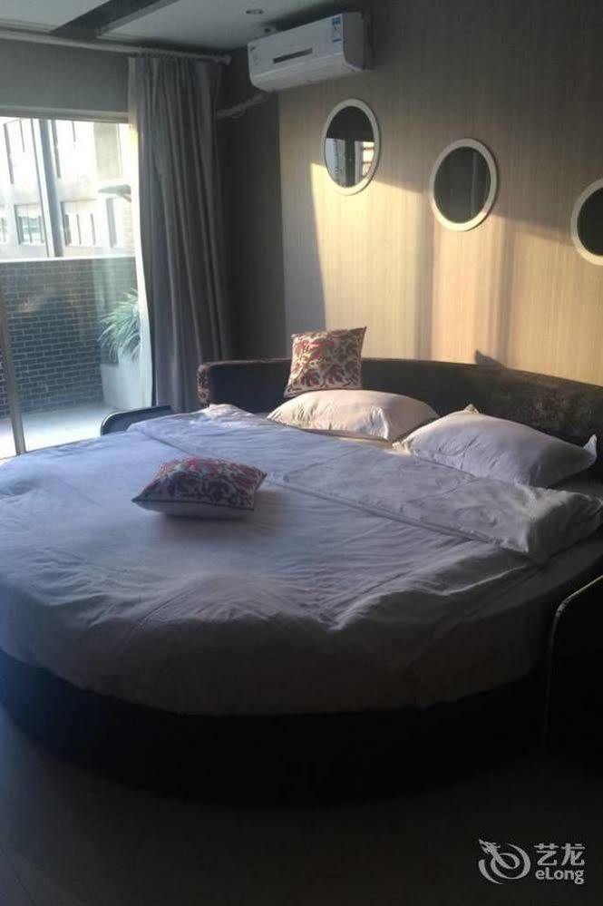 Yawei Apartment Hotel Kunming Esterno foto